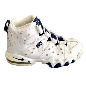 Nike Air Max White Midnight Navy Blue 7Y/ 8 woman